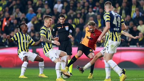 D­e­r­b­i­n­i­n­ ­a­r­d­ı­n­d­a­n­ ­G­a­l­a­t­a­s­a­r­a­y­­d­a­n­ ­F­e­n­e­r­b­a­h­ç­e­­y­e­ ­g­ö­n­d­e­r­m­e­:­ ­Y­ı­l­d­ı­z­ı­m­s­ı­